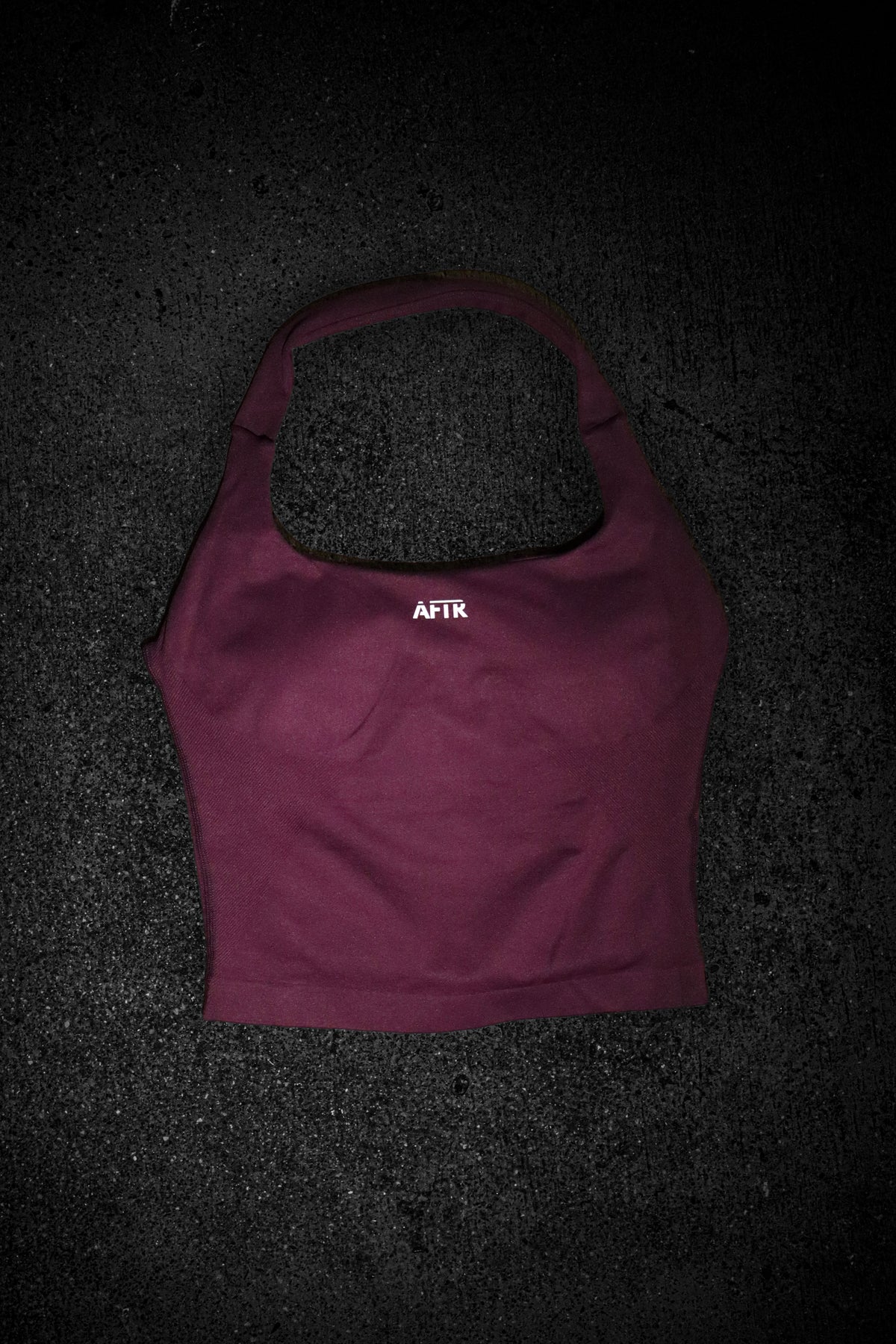 FOCUS HALTER TOP