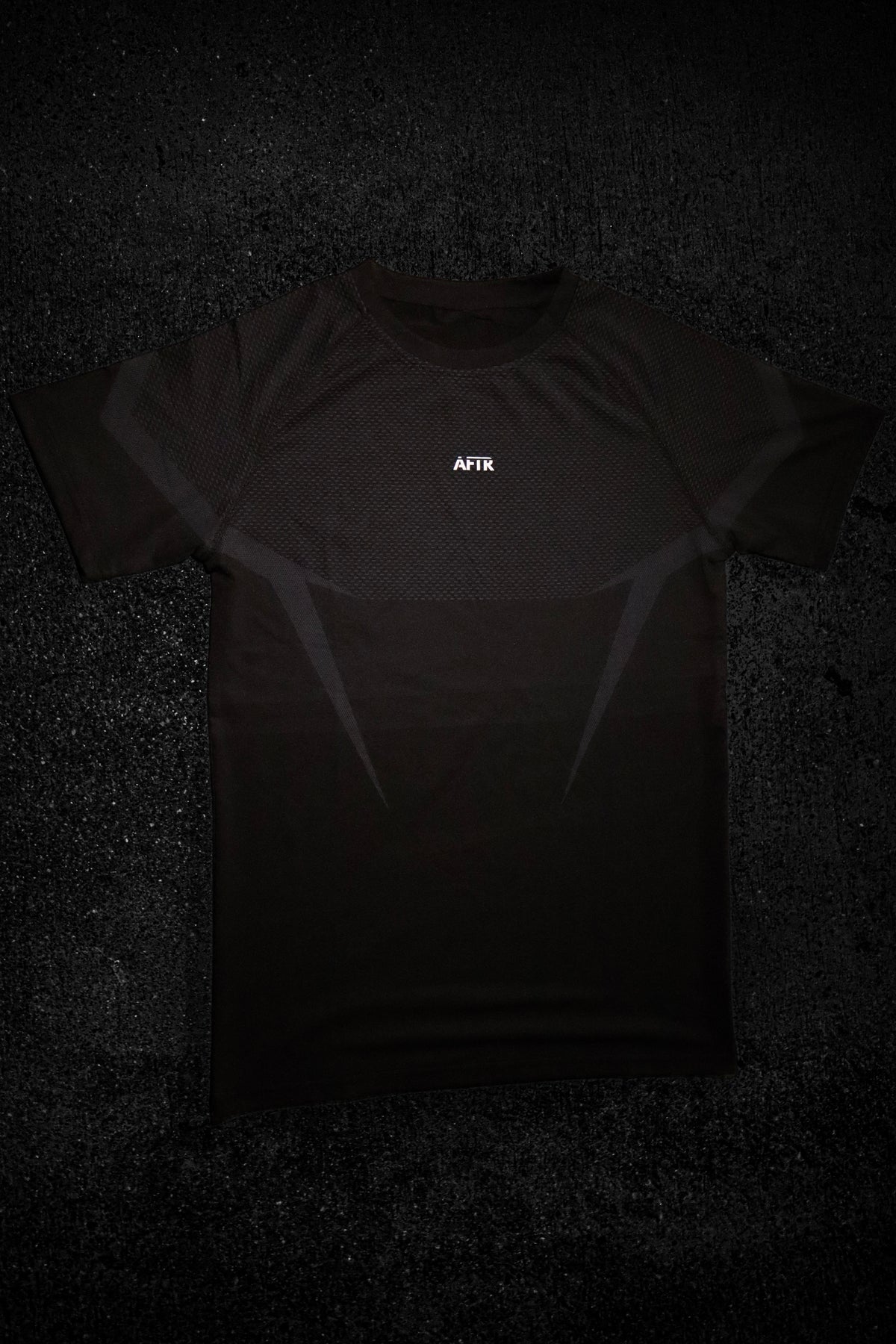MEN’S COMP TEE